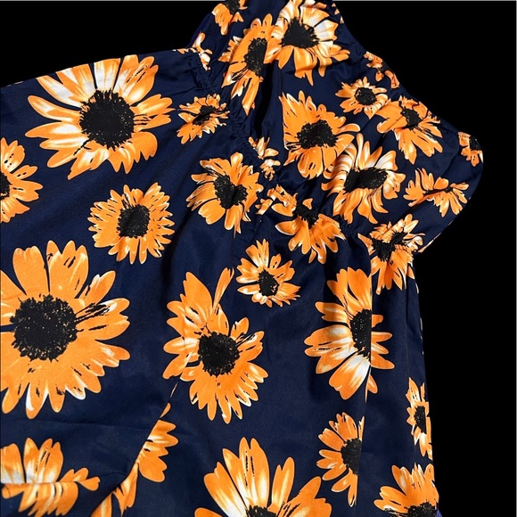 Sunflower Strapless Romper - Picture 2 of 4